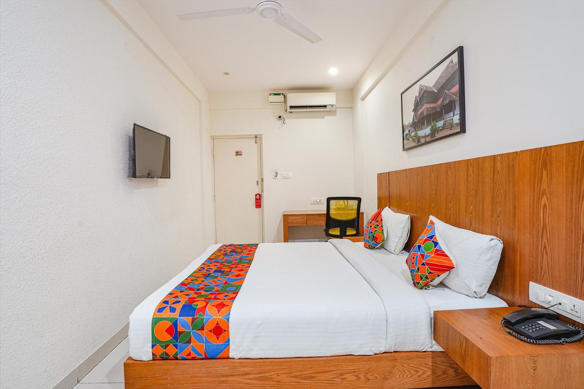 Fabhotel Northern Suites - Kundalahalli Main Road Bangalore Exterior foto